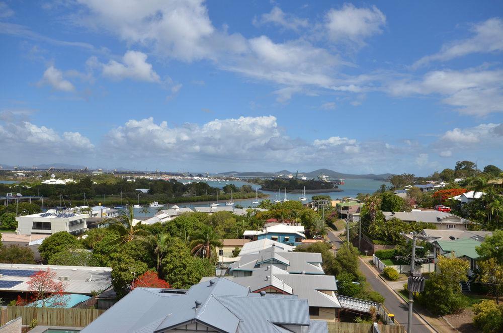 Gladstone Reef Hotel Motel Exterior photo